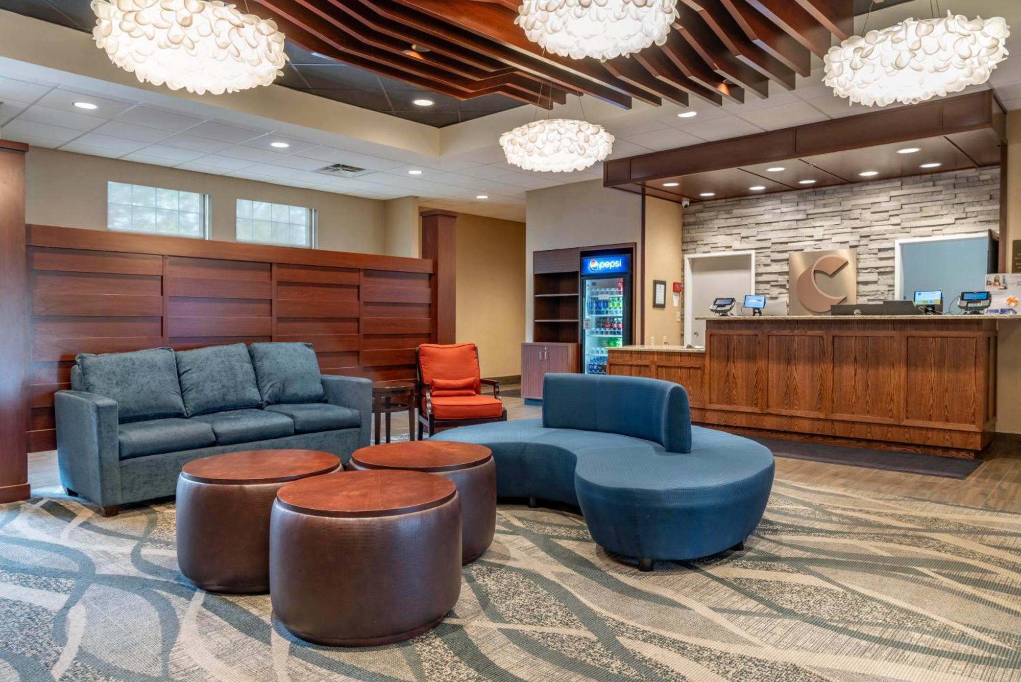 Comfort Inn University Amherst Exterior photo